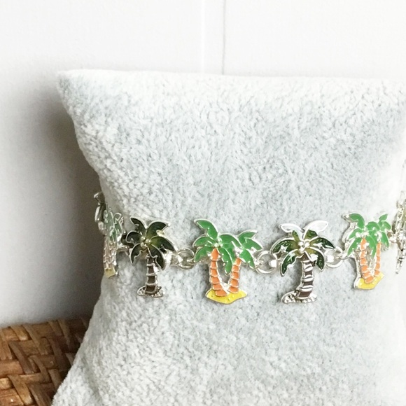 Palm Tree Summer Bracelet - Picture 3 of 4